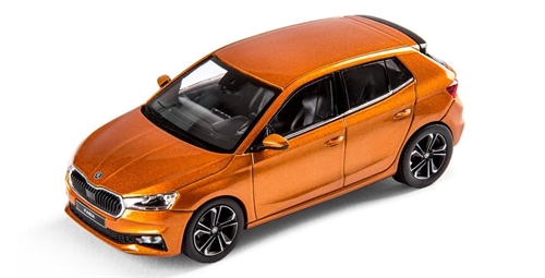 Skoda Fabia A07 modelbil 1:43 Phoenix orange